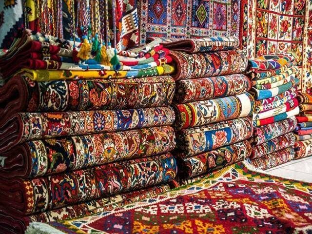 فروش فرش دستباف در بهارستان